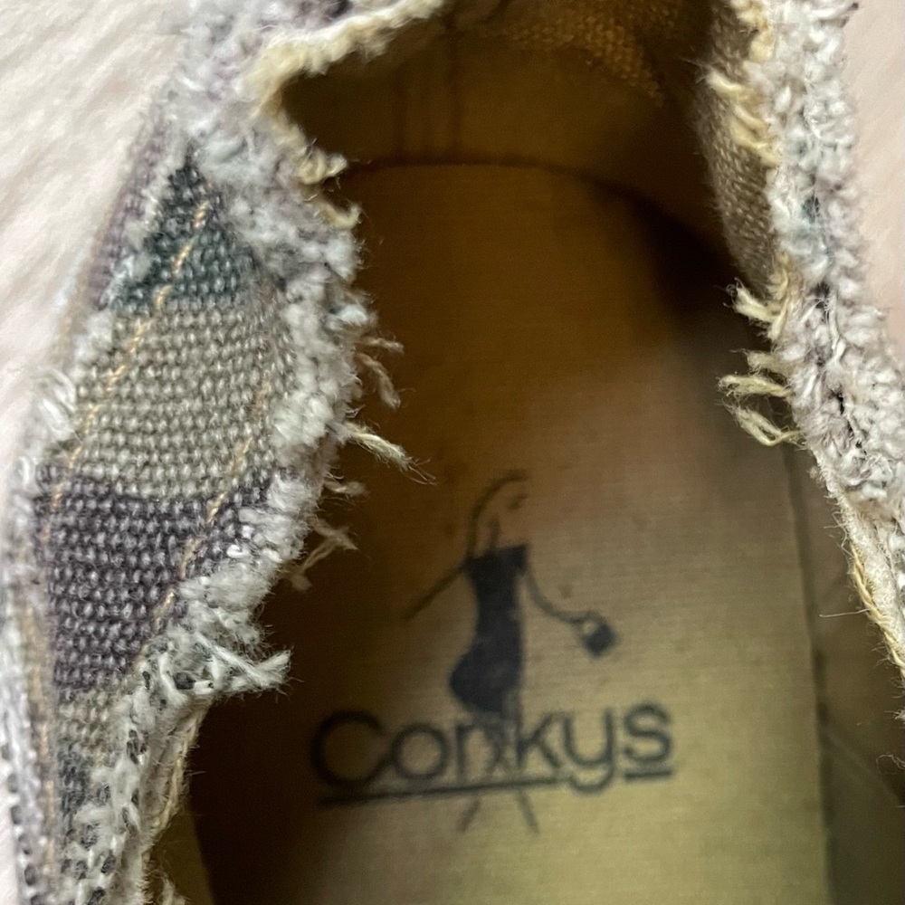 Corkys Babalu Size 7 Camo Sneakers - Picture 6 of 8